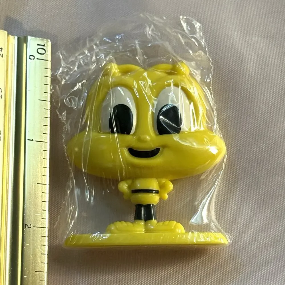 Buzz the Honey Bee General Mills Cereal Squad Toy Prize Honey Nut Cheerios